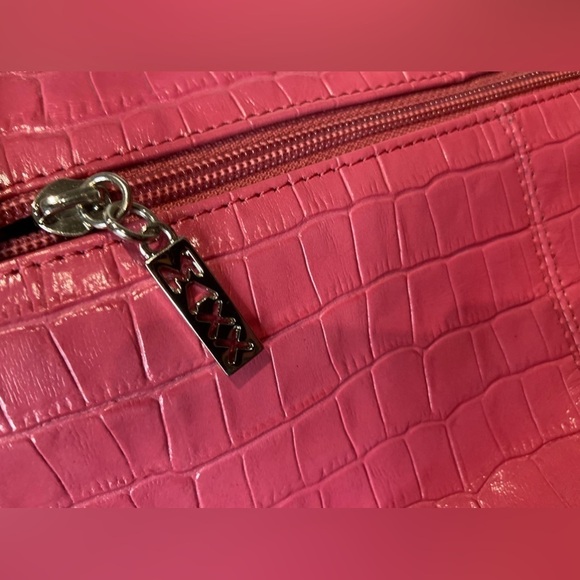 Maxx New York~Dark Pink Croco Embossed Leather Shoulder Bag~Top Zipper Closure - Picture 9 of 14
